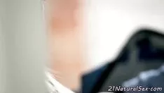 চালান ইউরো শিশুর হস্তমৈথুন এবং থাম্বিং