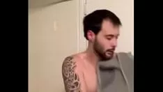 تشغيل الاستحمام وحده الساخنة