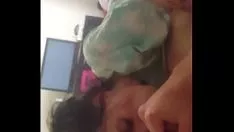 Putar Bisakah saya mengisap sashay Anda lebih awal, kekasih saya mendapat tempat?