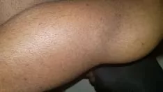 Riproduci Stato civile papà è scappato dalla tarda notte di sonno per farsi avvolgere la sua grande scarpa da gomma rovente e impastare la ghiandola prostatica