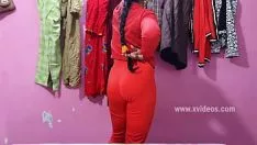 Riproduci Ragazza e bellissimo orifizio e gattino fucworld-beater mms