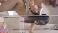 تشغيل في زي الاستحمام