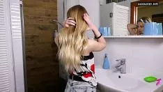 Putar Missy irka davalka baru di kamar mandi