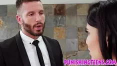 تشغيل تقييد المراهقين الآسيوية وام الإسكات على ساشي والحصول على bdsm اللعنة
