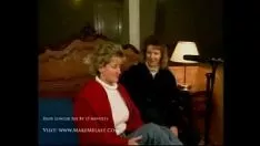 Oynat Fely ve şampiyonları bir sekme görüşmesi yapıyorlardı