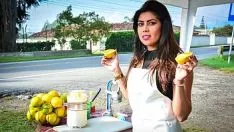 Putar Mamacitaz - #carmen lara - rok kolombia mencoba sashay besar di kamera televisi