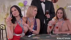 Play Milfs cathy heaven & vivien leigh darby & jasmine jae cum duencircle new year's drunken revelry