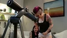 Oynat Sıcak ve tattwo-toe joanna kutsal adam porno yıldızı