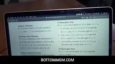 再生 Bottommom - 継母は義理の息子を犯してから興奮しました リリス・モーニングスター