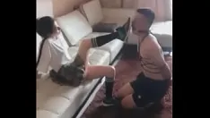 Putar Nyonya cina memakai jk mencambuk, menghentakkan kaki dan memuja kaki