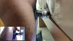 Riproduci Nuova succosa scopata fleshlight con gemiti
