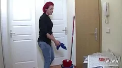 Reproducir Atrapa el encuentro casero amateur infiel de tu esposa pelirroja