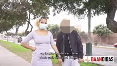 再生 浮気ガールフレンドがカメラに捕まりファック: 公開露出とハードコアセックス by BAANDIDAS
