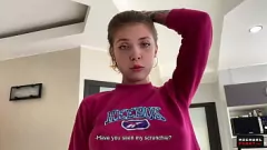 Abspielen Petite Russian Teenager hat während des Rollenspiels hart gefickt