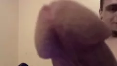 播放 MonsterCockConnely 在这个火热的业余独奏中用他的大鸡巴挑逗和说脏话