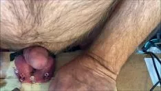 播放 Cbtluvr's 固定并通过并分发坚果和 cumstroke