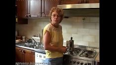 Play Surly granny knot ass fucks