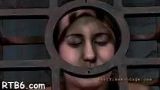 Play Sadomasochism cage in